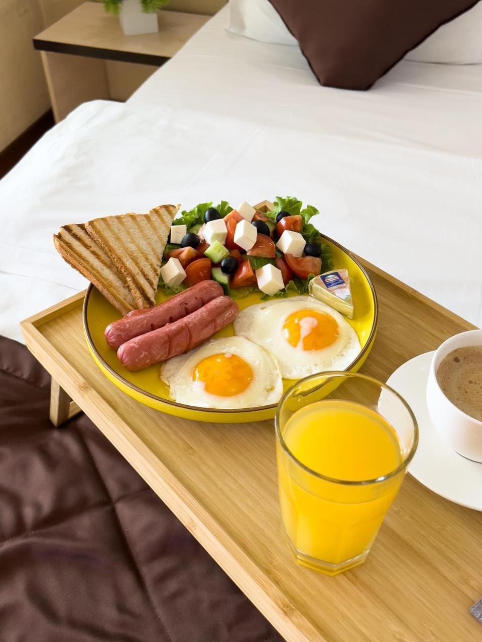 Apartment 5 Алма Ата Екстериор снимка